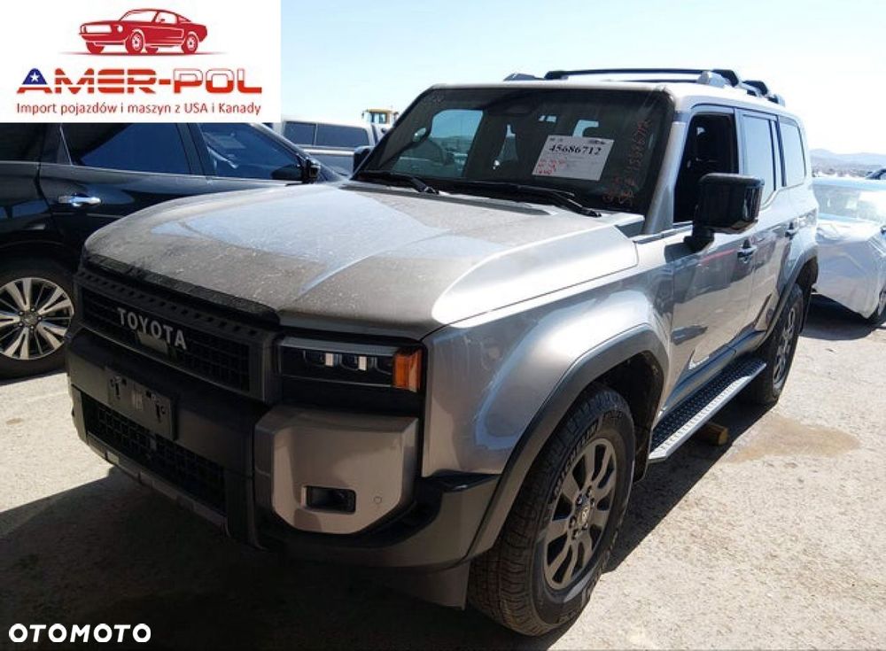 Toyota Land Cruiser - 1