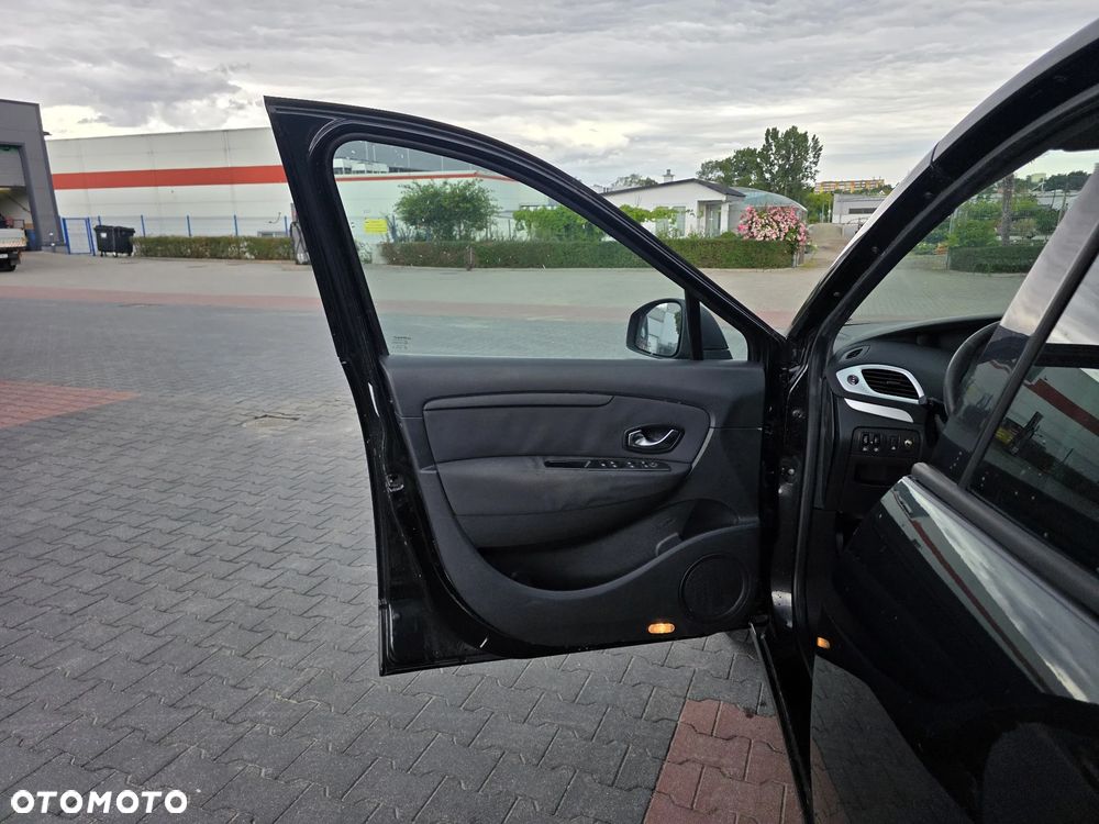 Renault Scenic - 10