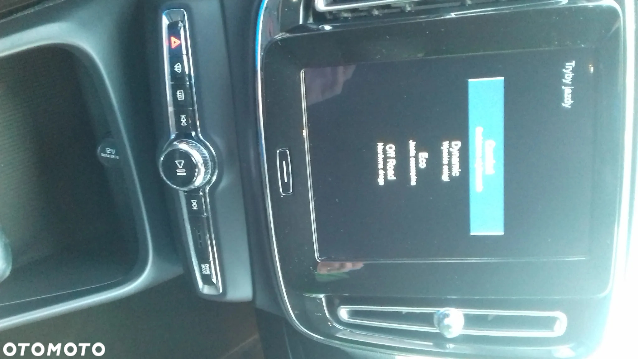 Volvo XC 40 T3 Momentum Core - 16