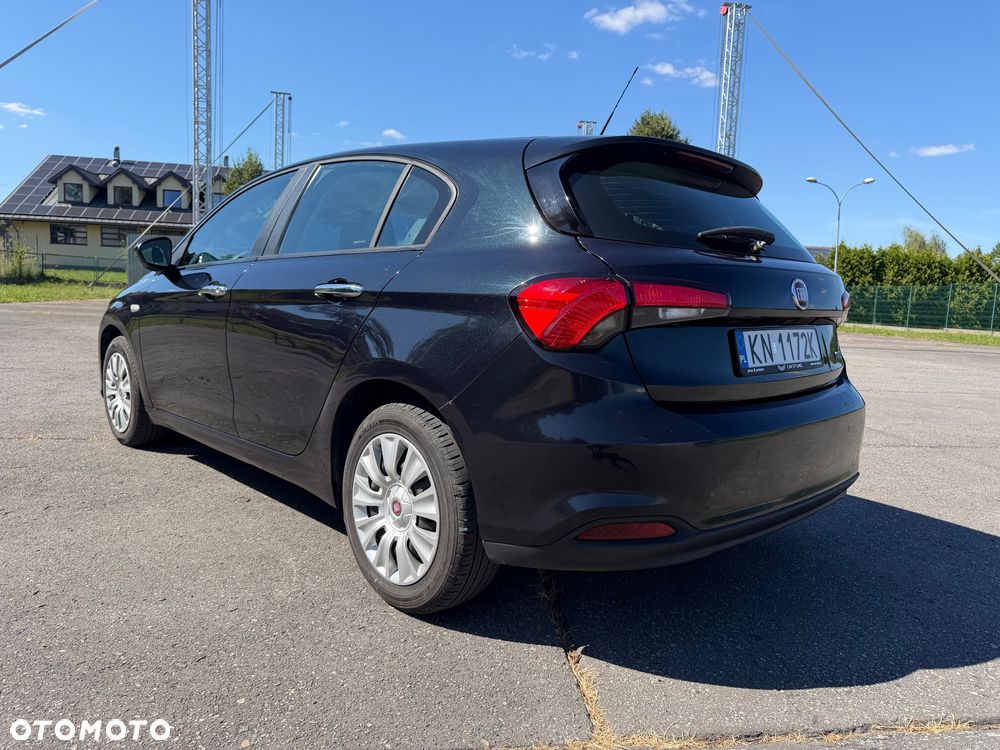 Fiat Tipo 1.3 MultiJet 16v Street - 3