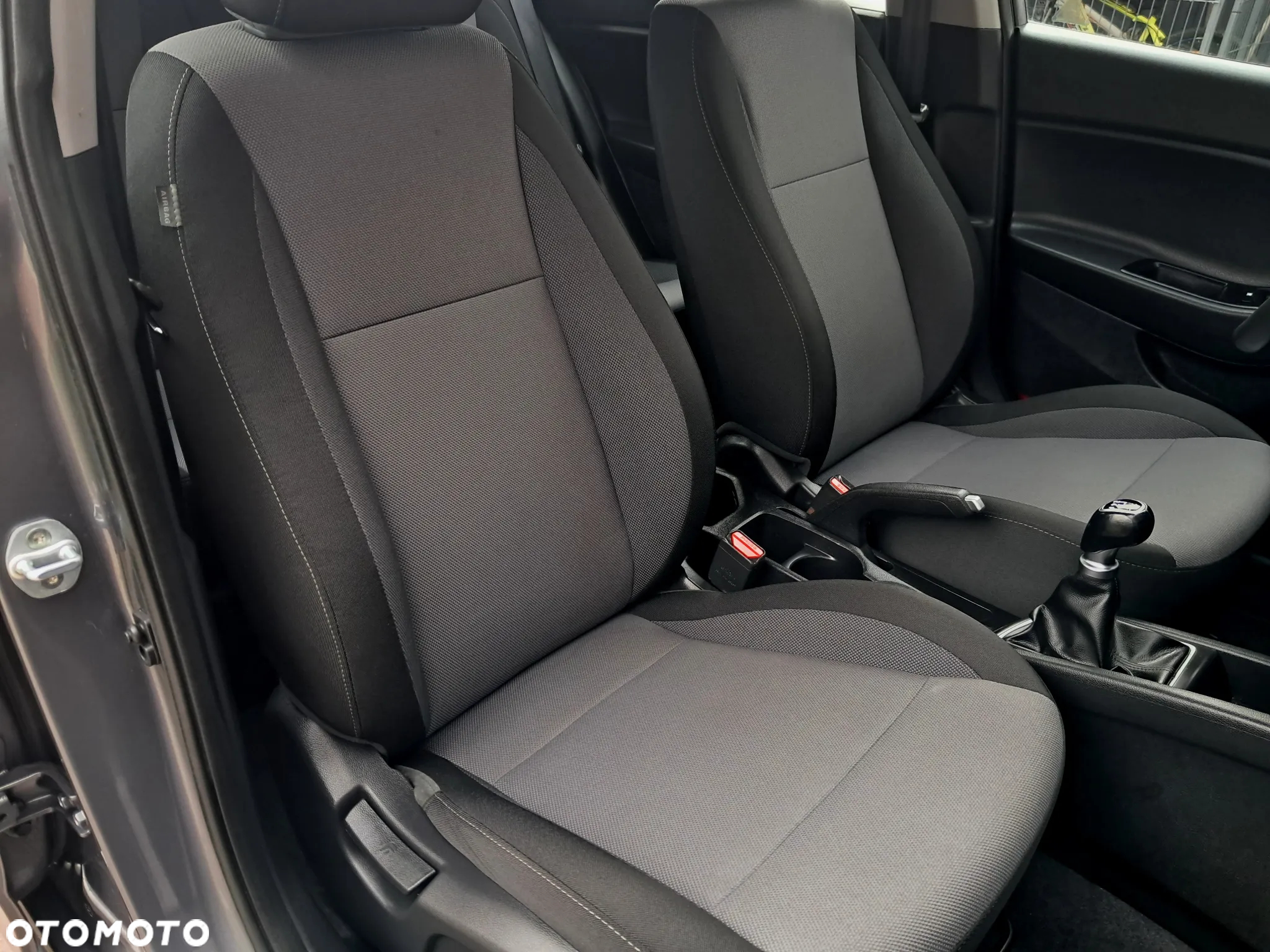 Hyundai i20 blue 1.2 Style - 34