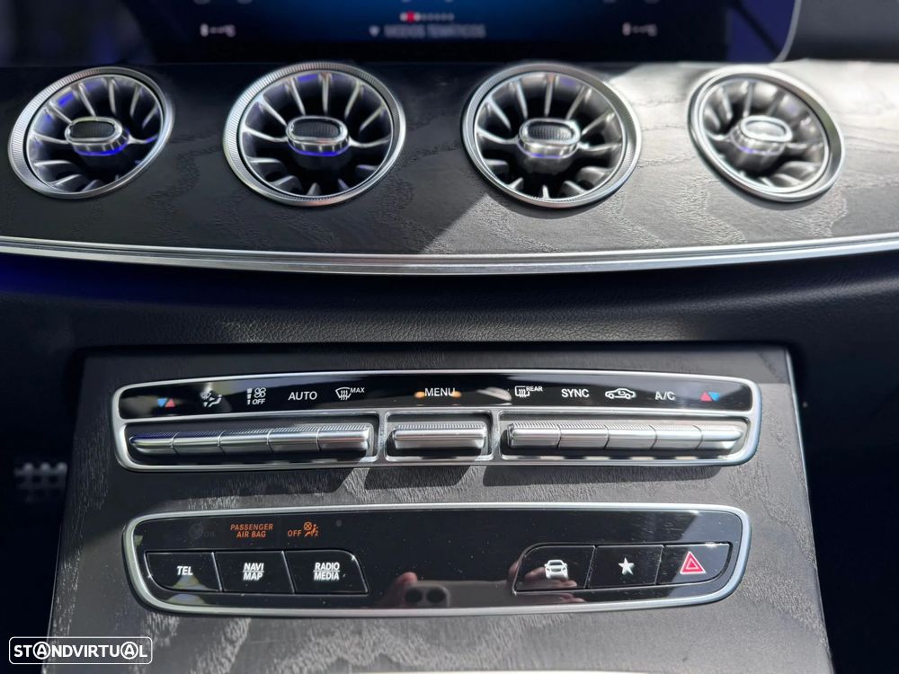 Mercedes-Benz E 220 d AMG Line - 28