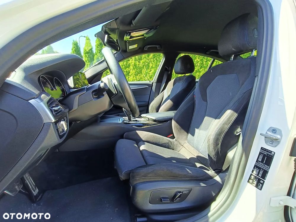 BMW Seria 5 530i GPF xDrive M Sport sport - 17