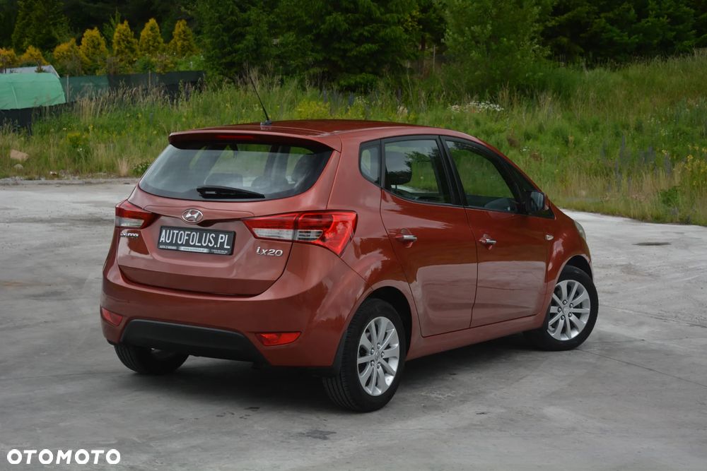 Hyundai ix20 - 11