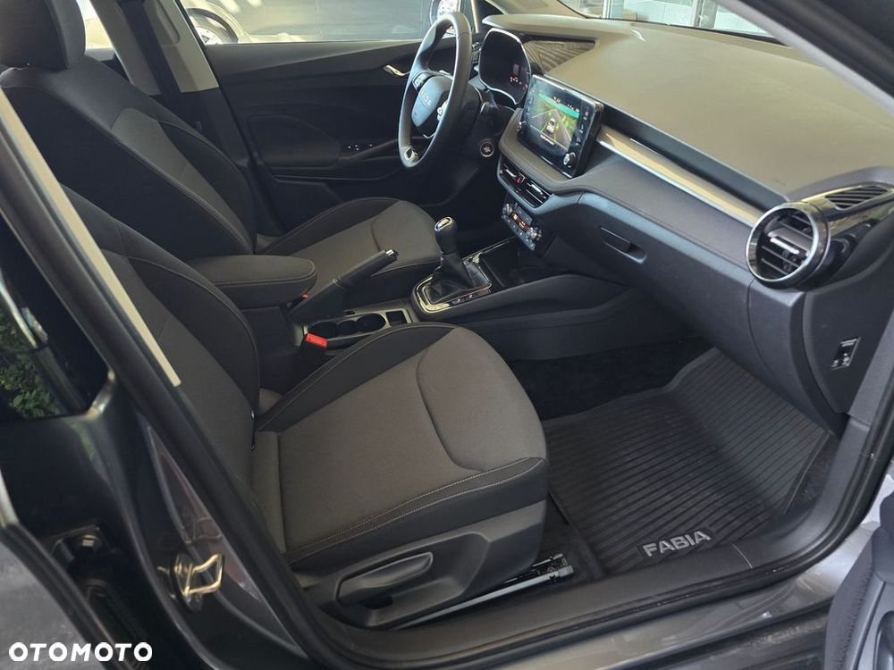 Skoda Fabia 1.0 TSI Edition 130 - 11
