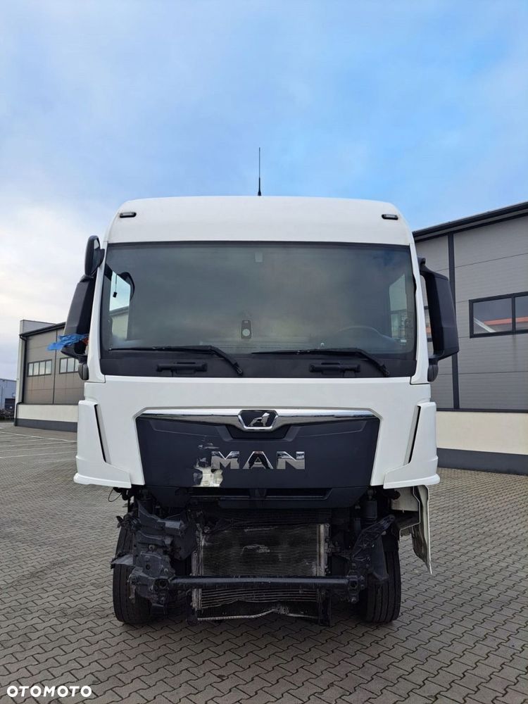 KOMPLETNA KABINA SYPIALNA MAN TG3 TGX GM / XLX EUROPA NOWY MODEL USZKODZONA - 8