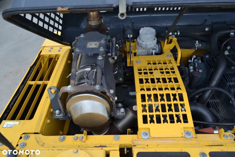 Komatsu PC290LC-10 - 24