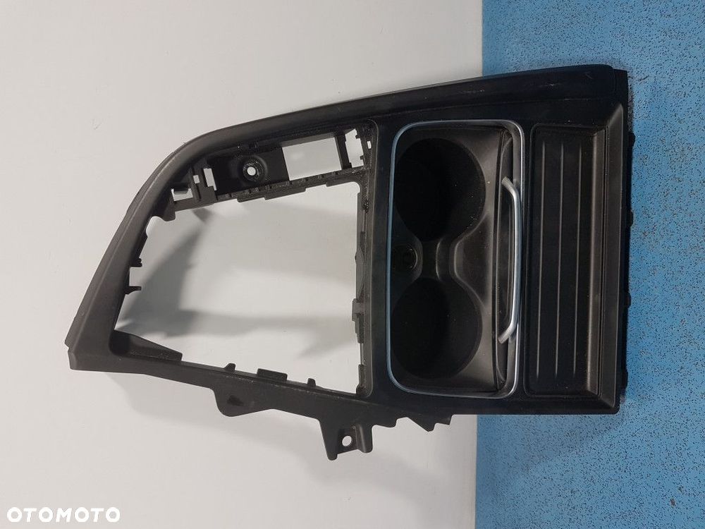 BMW 4 F36 UCHWYT NA KUBEK CUP HOLDER 82939002 - 1