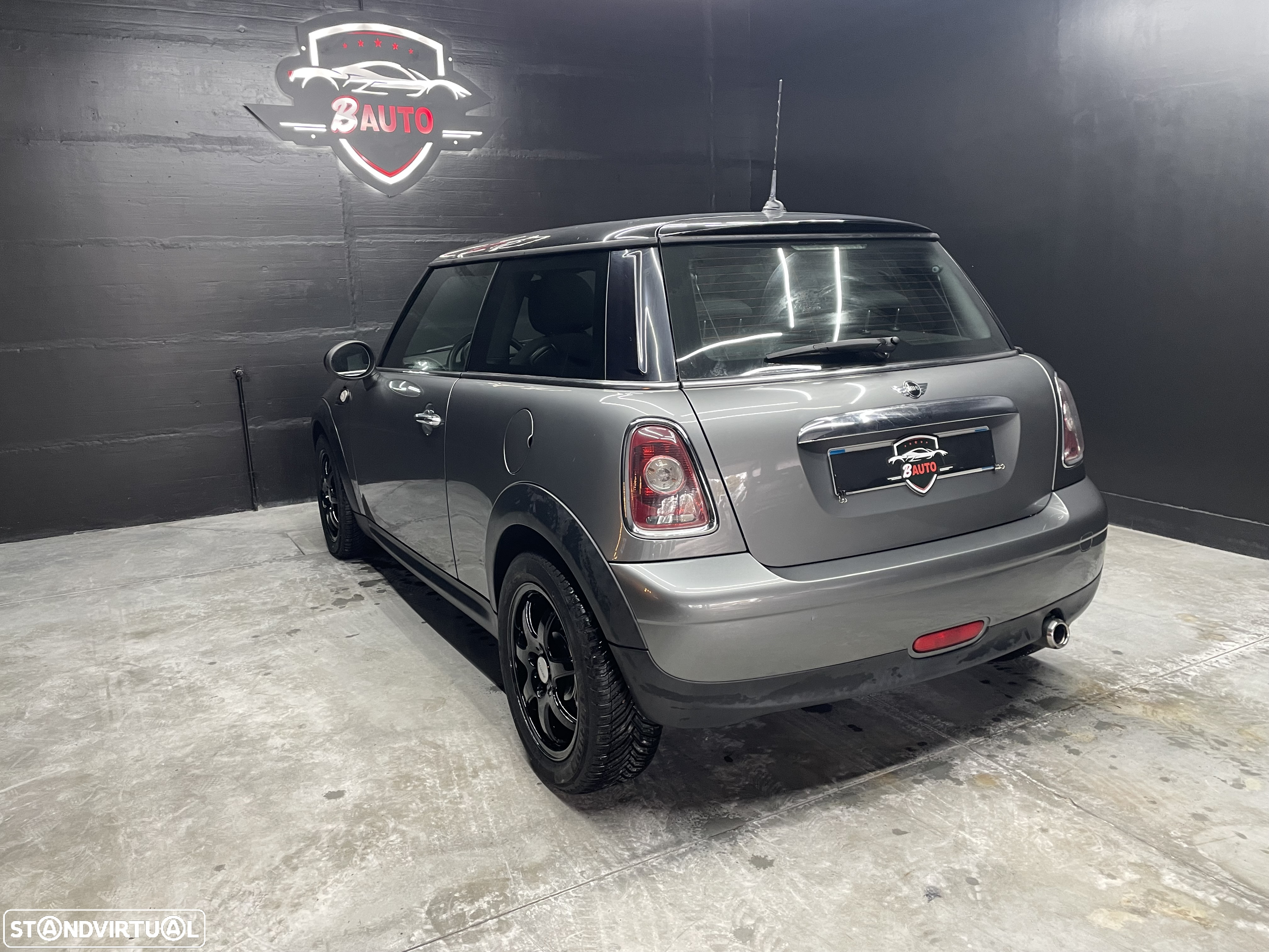 MINI 3 Portas Cooper D - 13