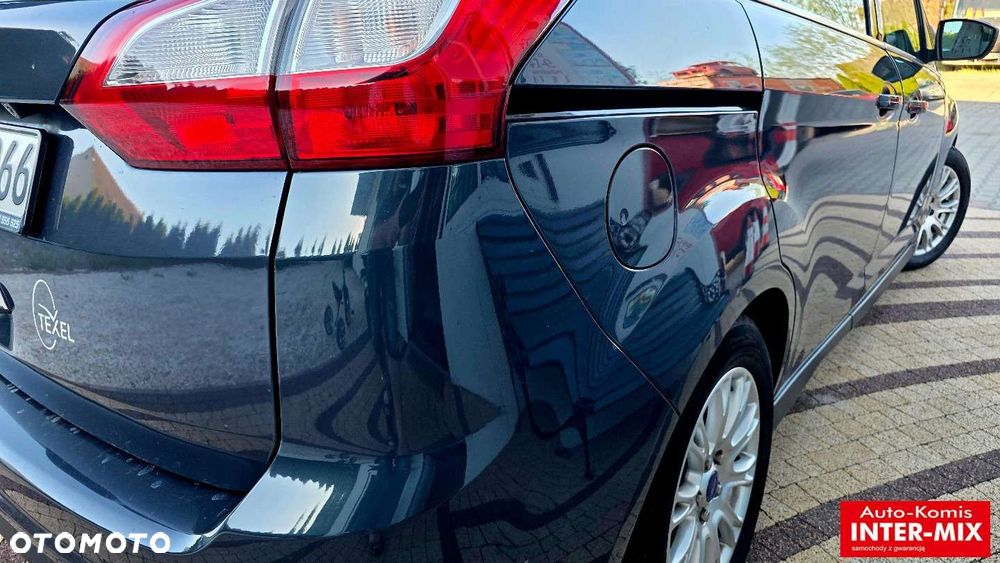 Ford Grand C-MAX - 23