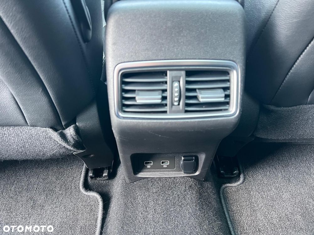 Renault Kadjar TCe 160 EDC GPF INTENS - 28