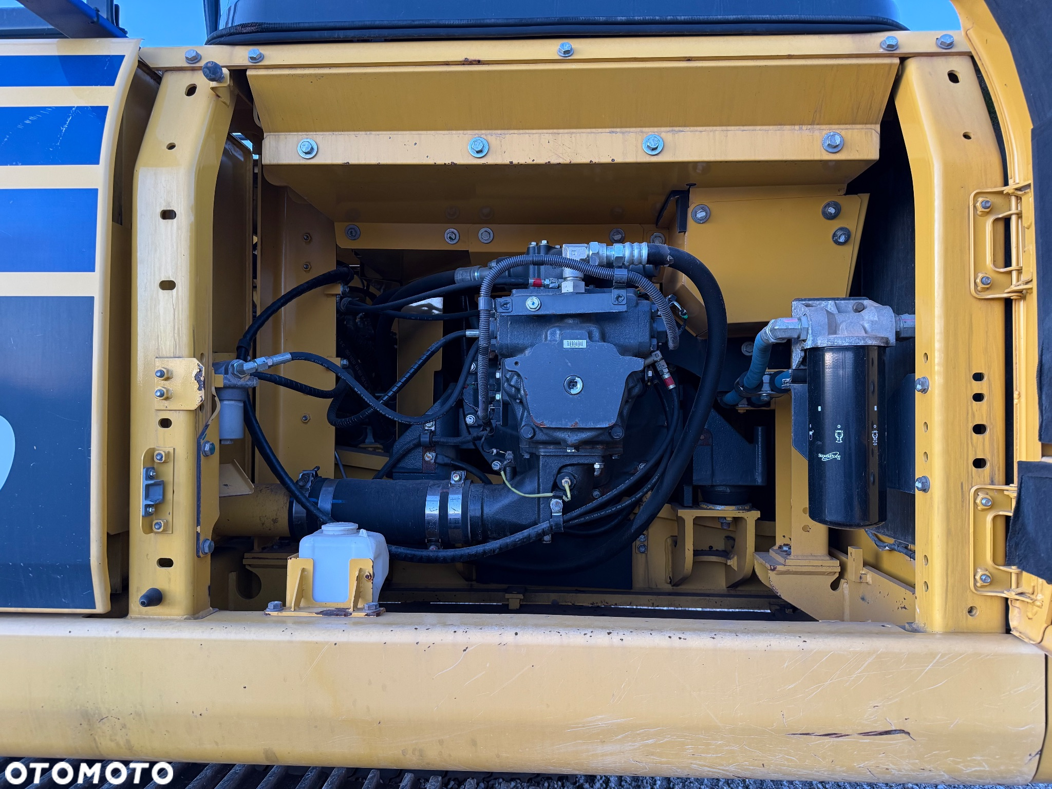 Komatsu PC 360 LC-11 - 24