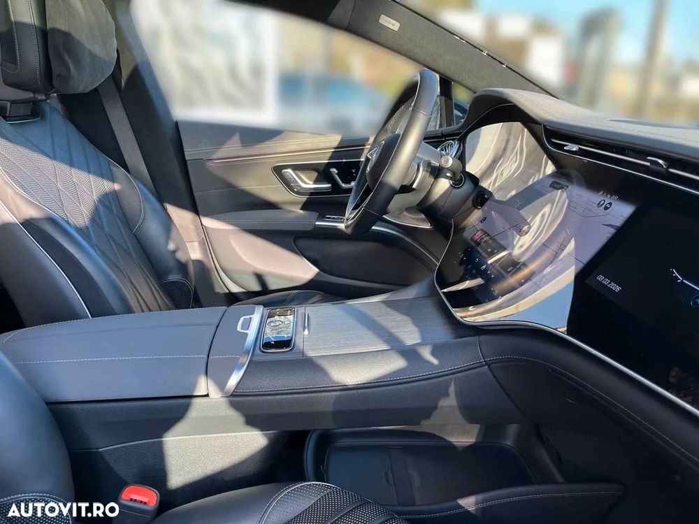 Mercedes-Benz EQS - 9