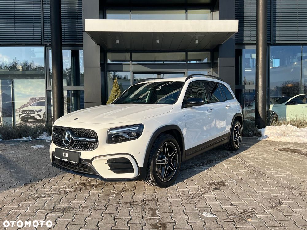 Mercedes-Benz GLB - 2