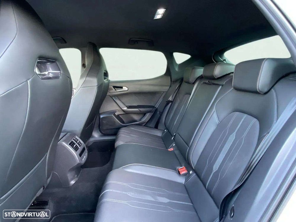 Cupra Leon 1.4 e-Hybrid DSG - 17