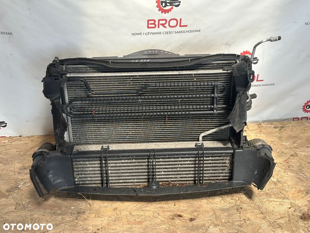 KOMPLET CHŁODNIC WENTYLATOR MERCEDES W212 2.2 CDI - 1