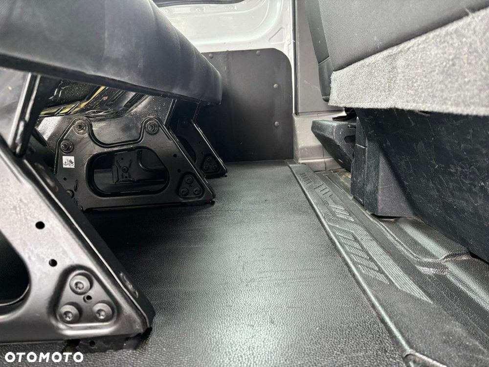 Ford Transit - 16