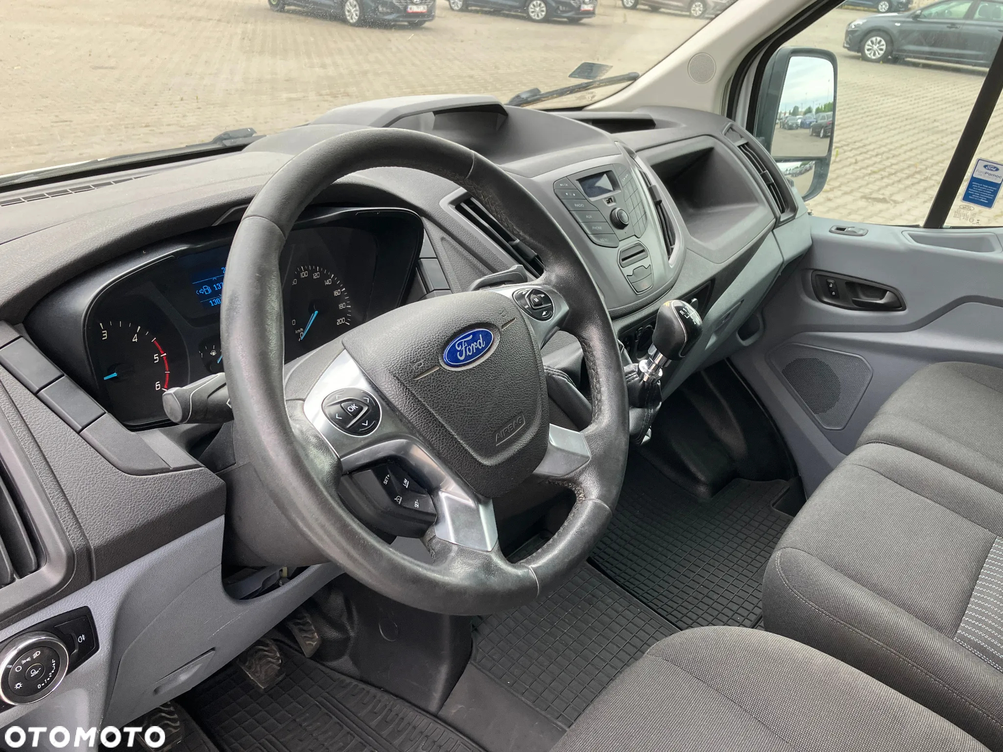 Ford Transit - 10