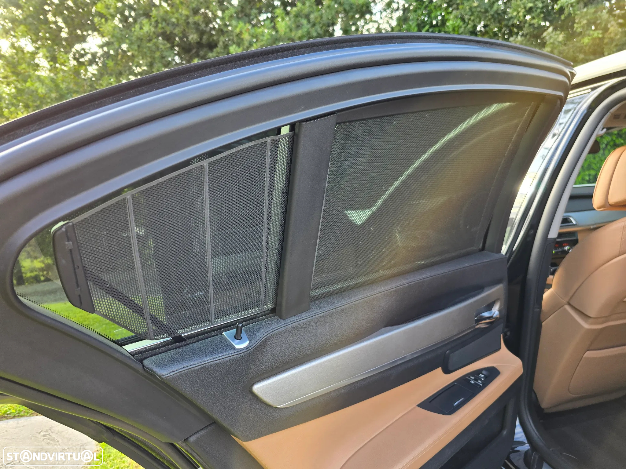 BMW 740 d Pack M - 39