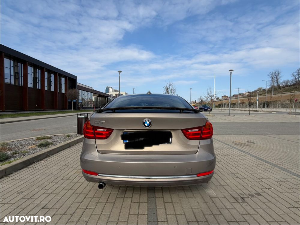BMW Seria 3 320d Aut. Luxury Line - 16