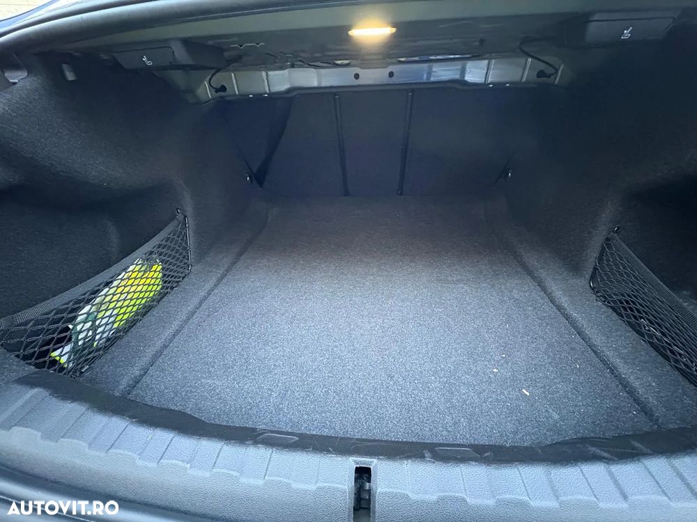 BMW Seria 3 318d Aut. Advantage - 20