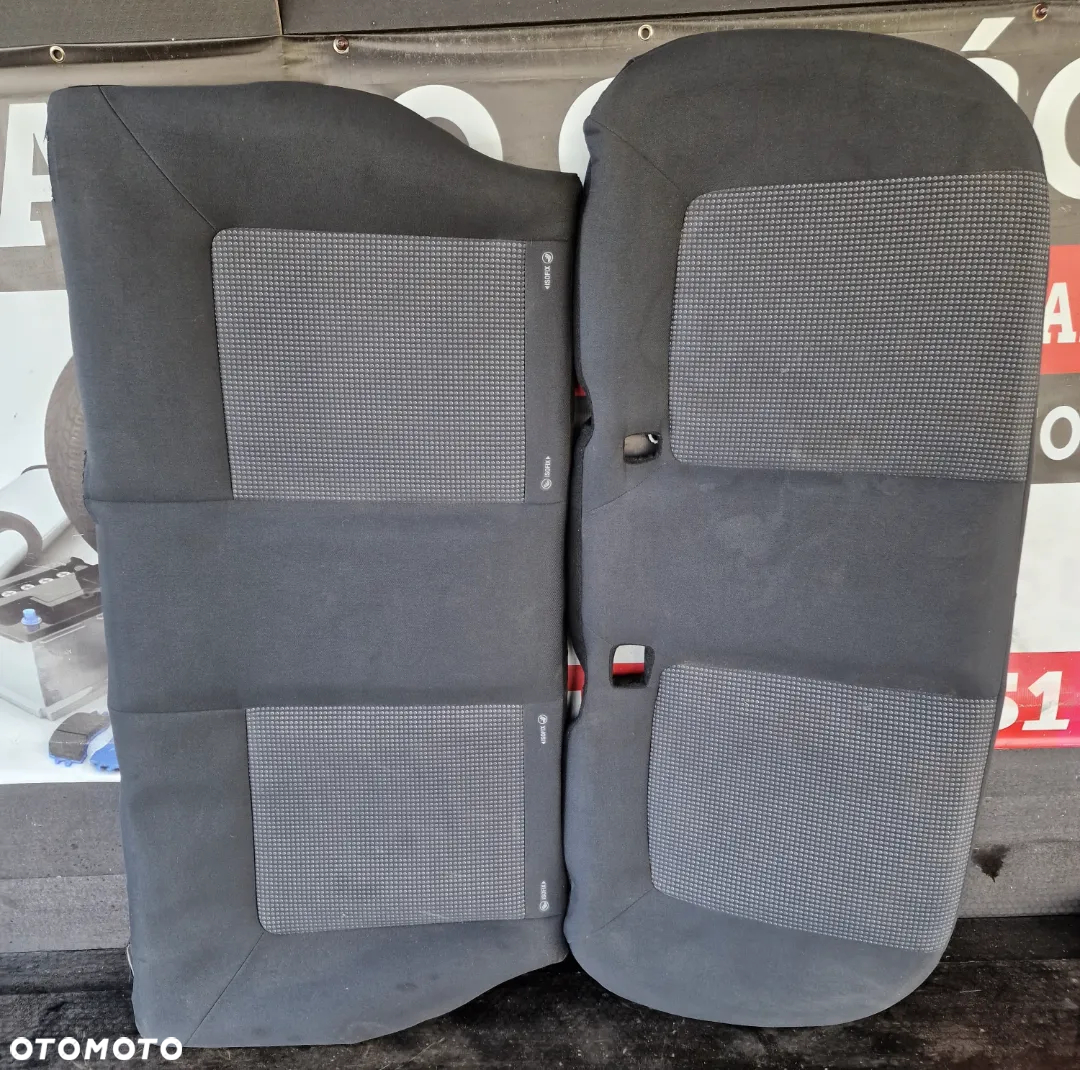 KANAPA TYŁ OPEL CORSA D 3D - 2