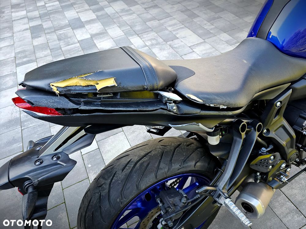 Yamaha MT - 12