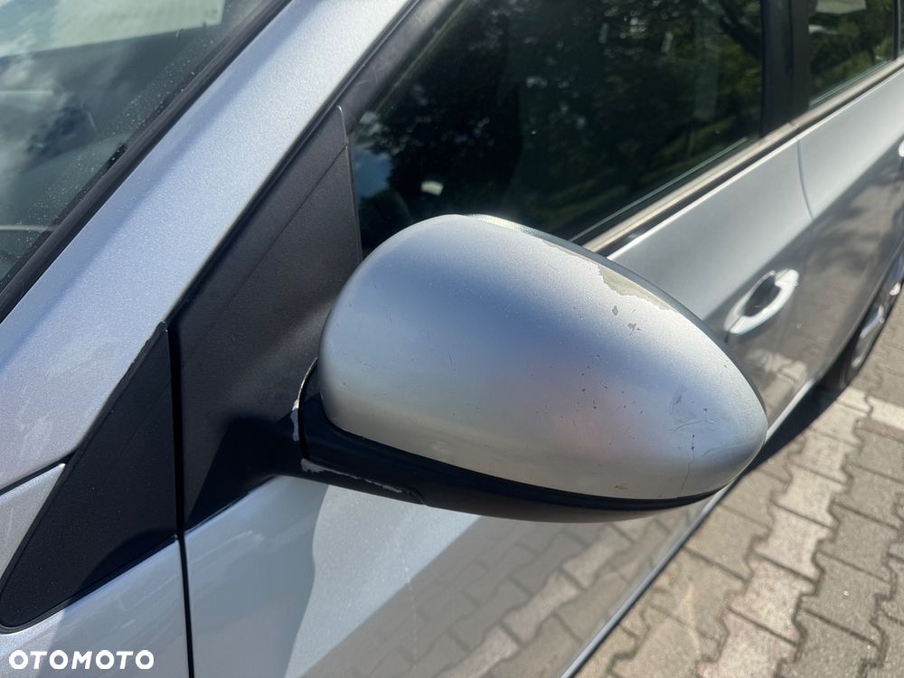 Chevrolet Cruze 1.6 LS - 19