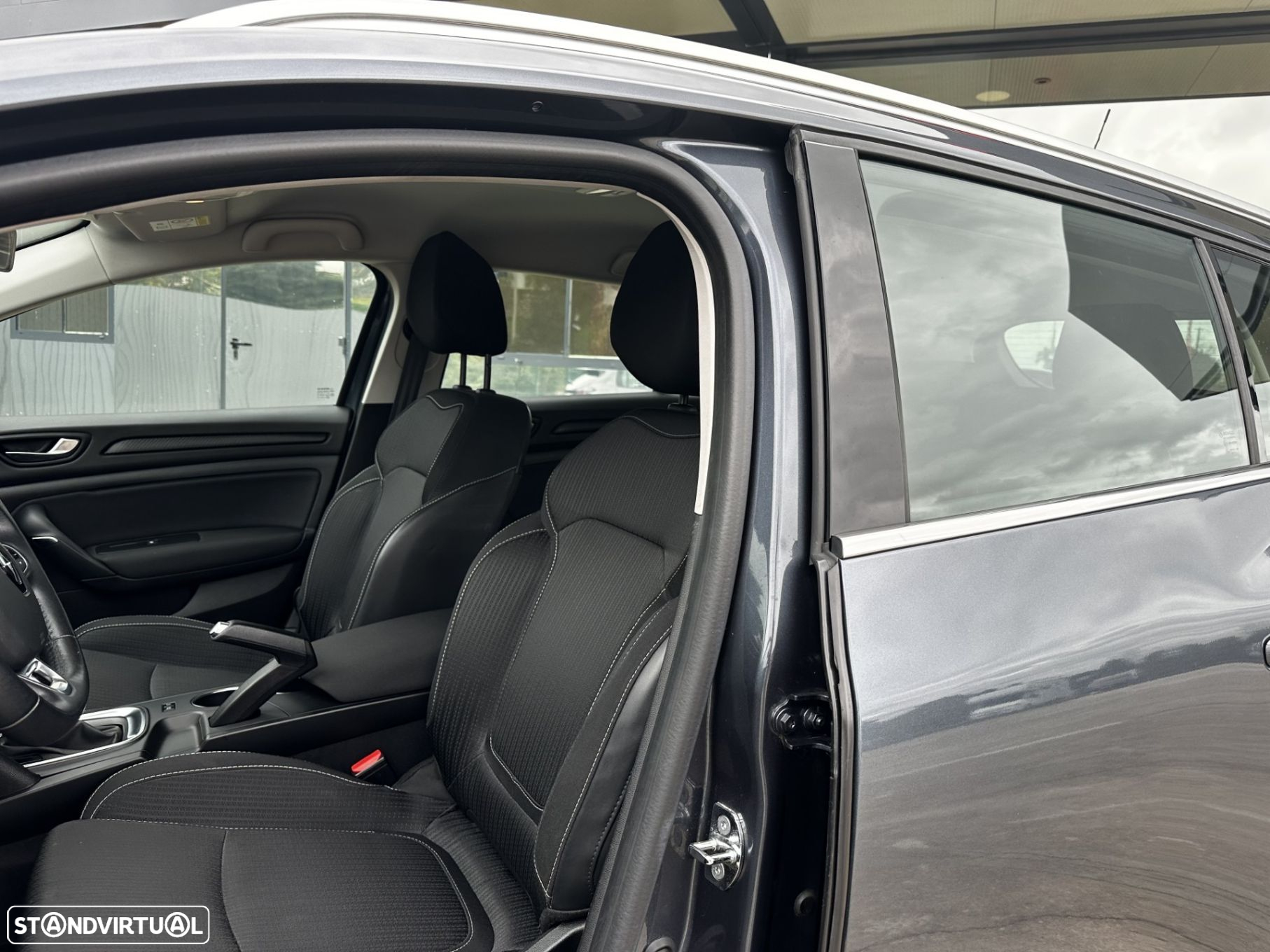 Renault Mégane Sport Tourer 1.5 Blue dCi Intens EDC - 8