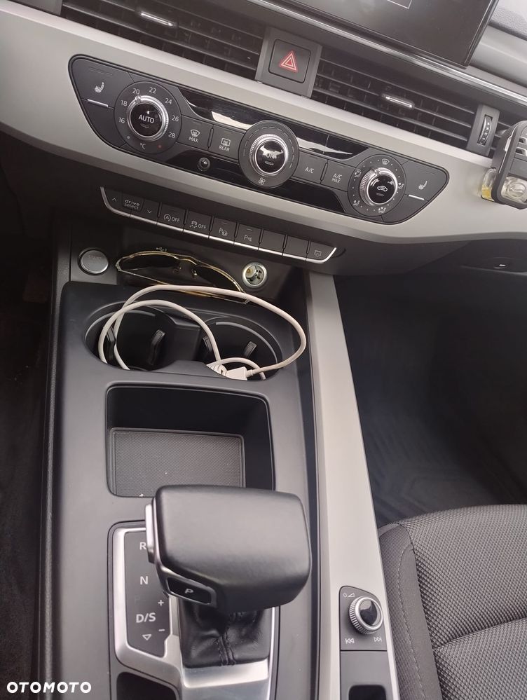 Audi A4 Limousine 40 TDI Quattro S tronic - 16