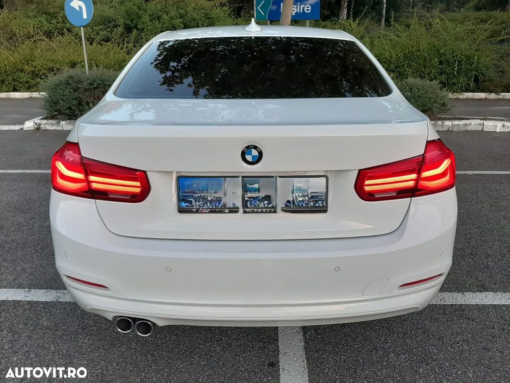BMW Seria 3 320d - 10