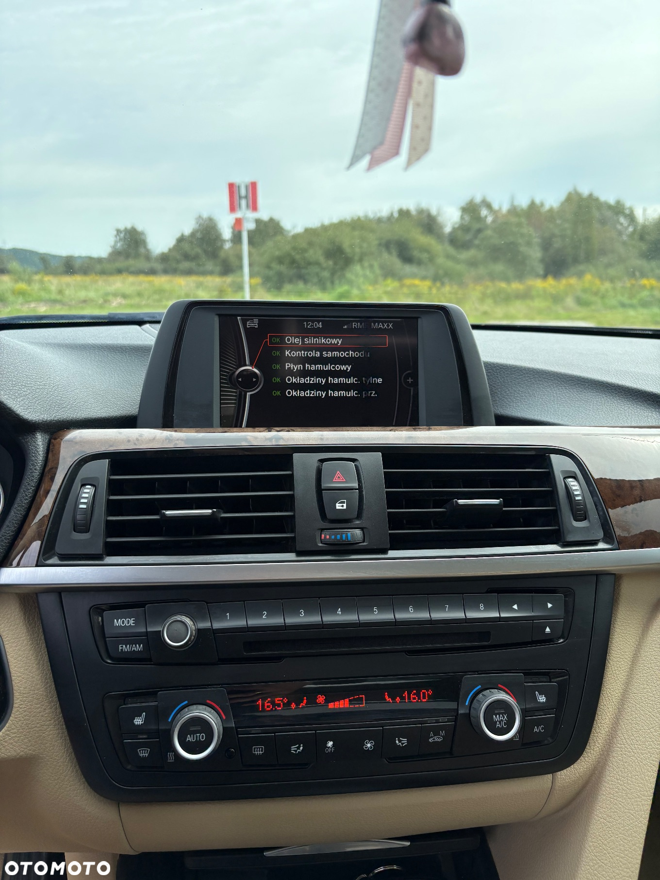 BMW Seria 3 328i Touring - 10