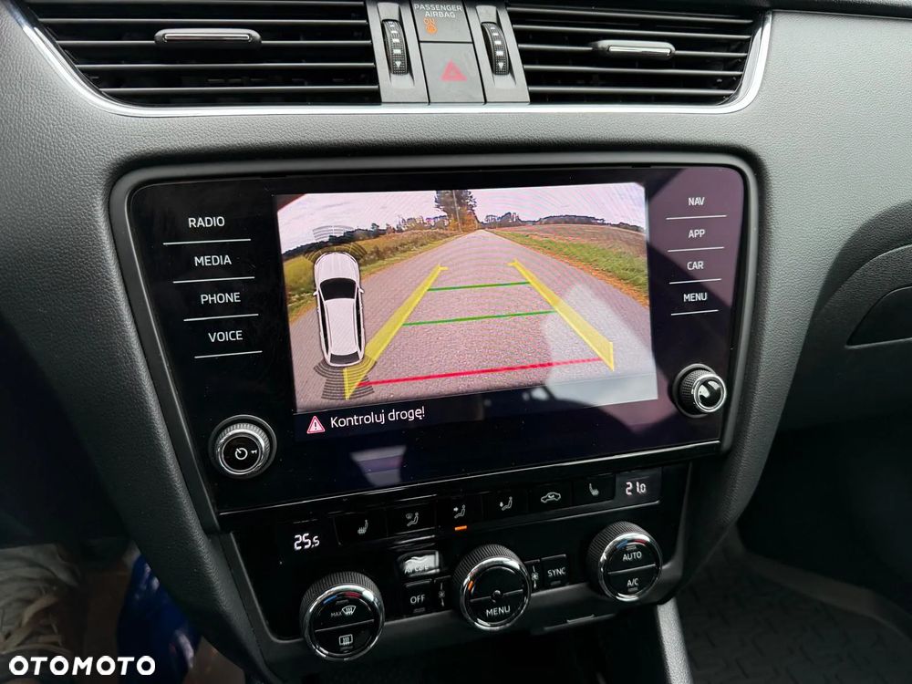 Skoda Octavia 2.0 TSI Style DSG - 12