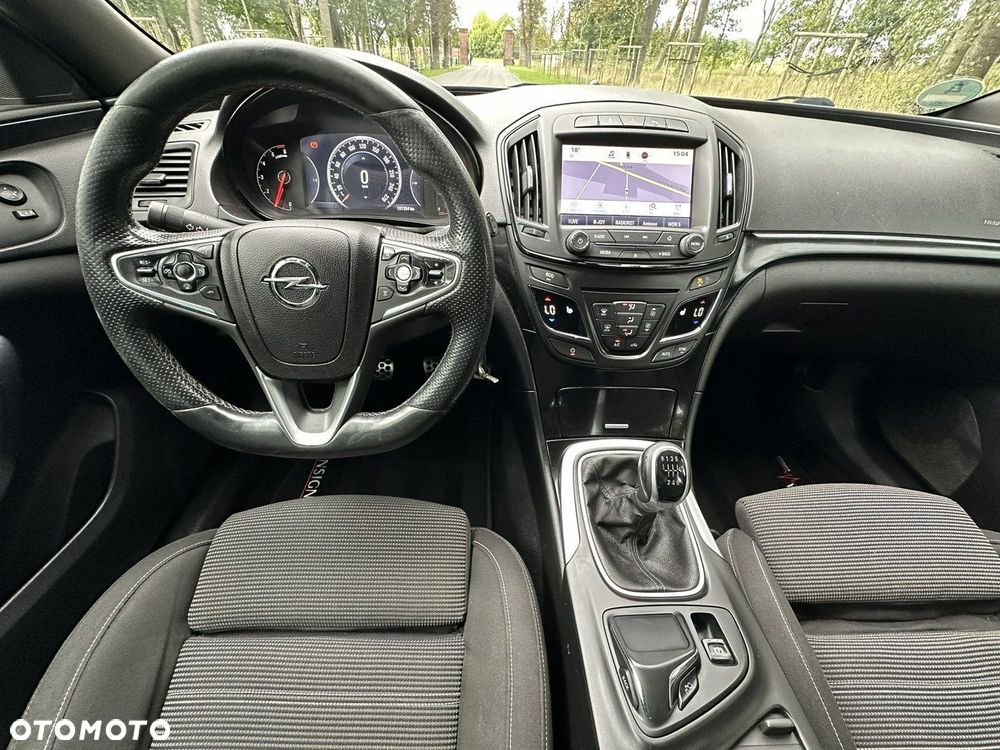 Opel Insignia - 32
