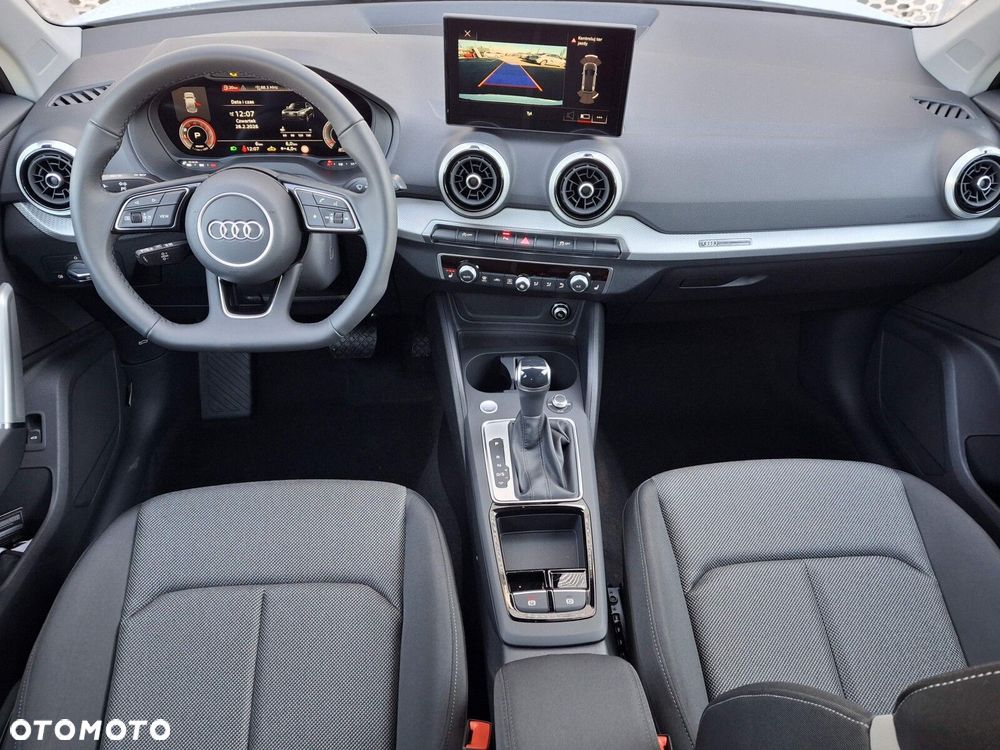 Audi Q2 - 18