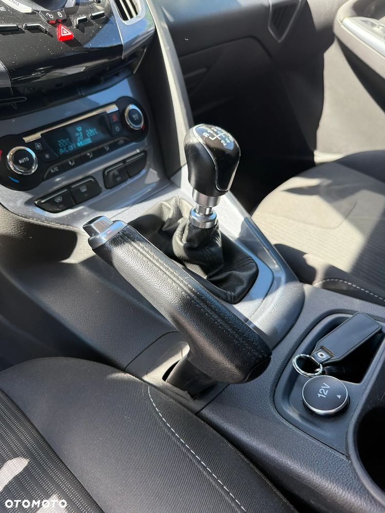 Ford Focus 1.6 EcoBoost Edition - 11