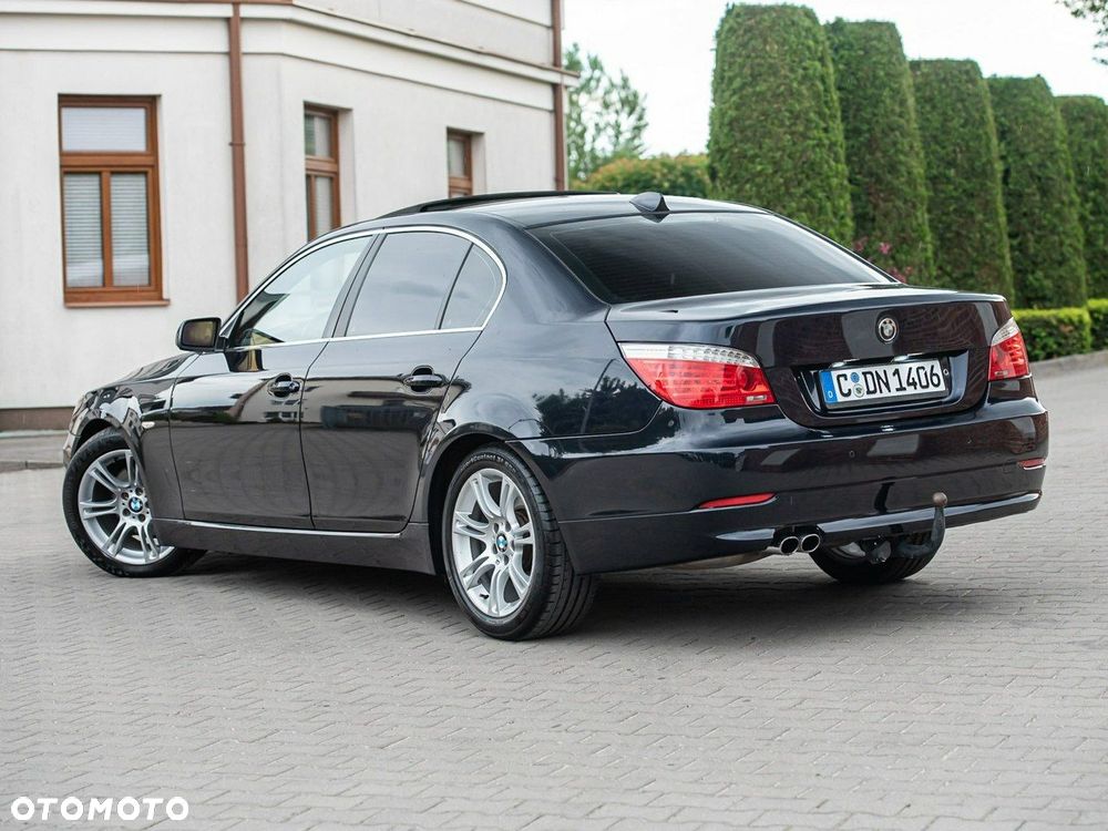 BMW Seria 5 523i Edition Sport - 15