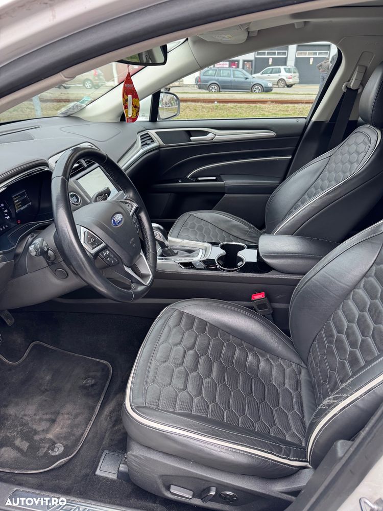 Ford Mondeo 2.0 HEV Vignale - 8