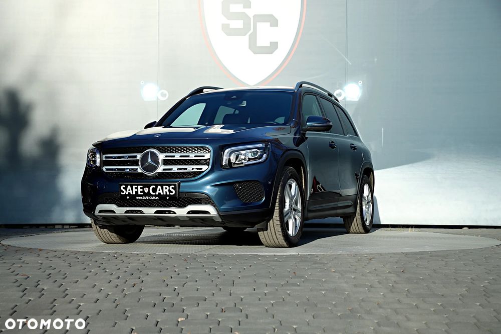 Mercedes-Benz GLB 200 7G-DCT - 4