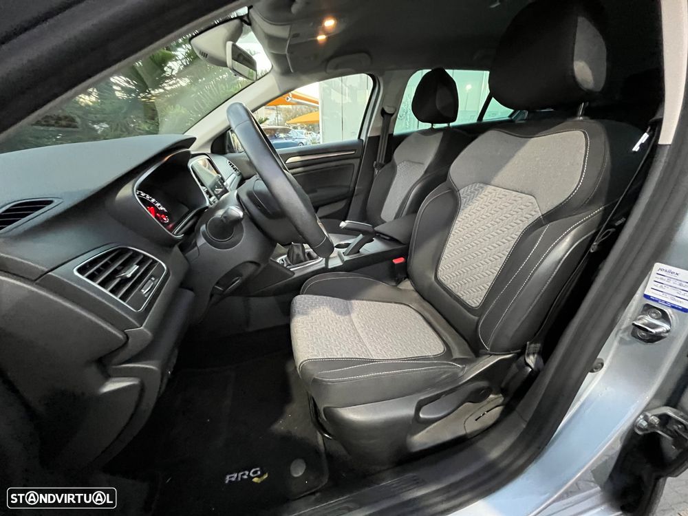 Renault Mégane Sport Tourer 1.5 Blue dCi Limited - 23