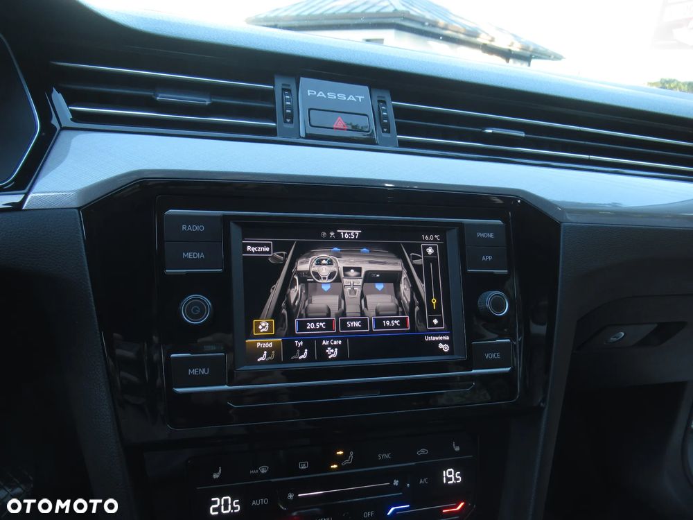 Volkswagen Passat 1.5 TSI EVO Business - 28