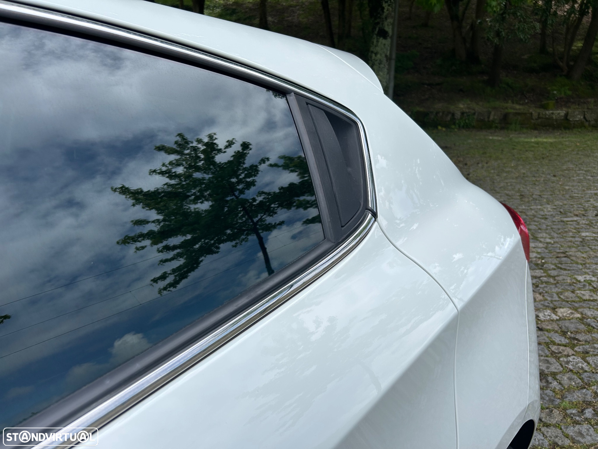 Alfa Romeo Giulietta 1.4 T Multiair Distinctive - 16