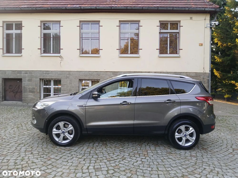 Ford Kuga 2.0 TDCi 4x4 Titanium - 8