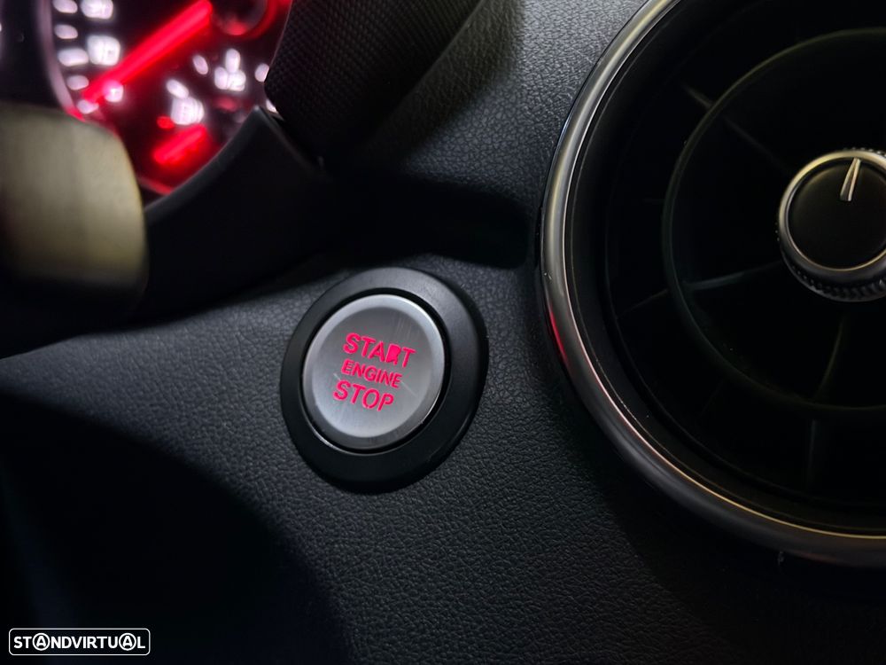 Audi A1 Sportback 1.6 TDI S-line - 9