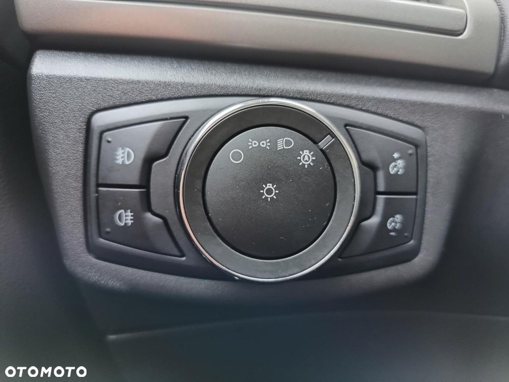 Ford Mondeo Vignale 2.0 TDCi PowerShift - 24