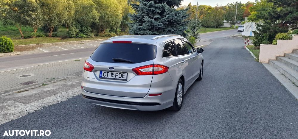 Ford Mondeo 2.0 TDCI PowerShift ST Line High - 4