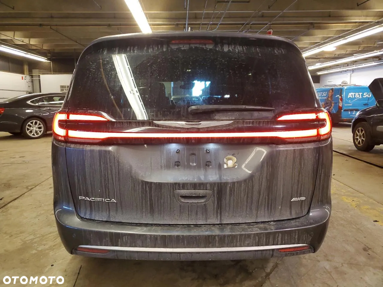Chrysler Pacifica - 9