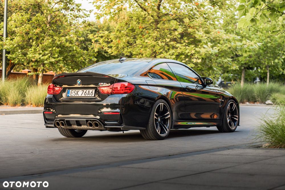 BMW M4 DKG - 2