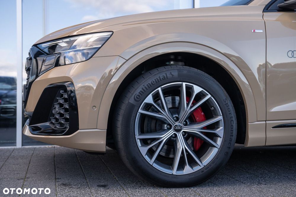 Audi Q8 - 5