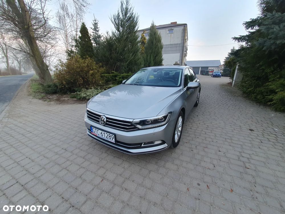 Volkswagen Passat 2.0 TDI SCR DSG Highline - 1
